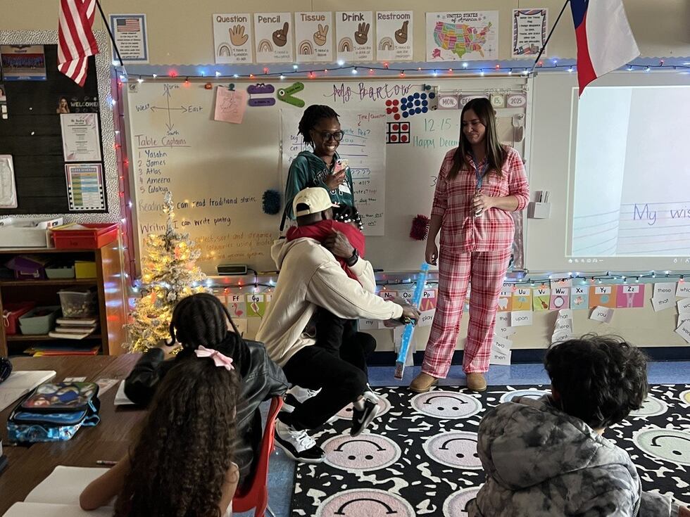 Killeen ISD students surprised by parents returning from military deployment