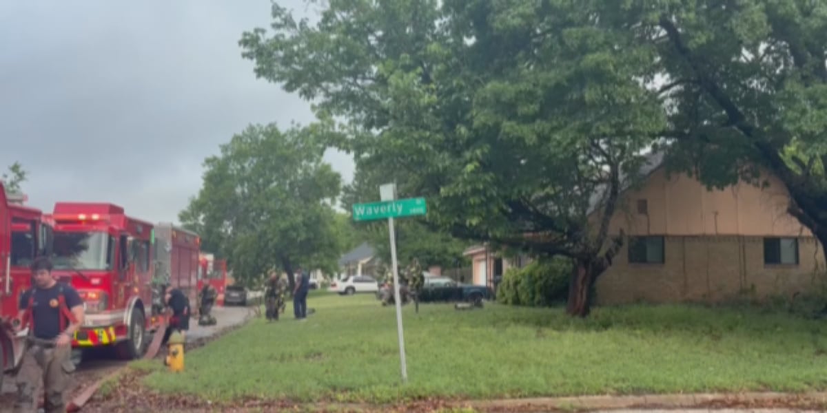 Waco crews battle kitchen fire
