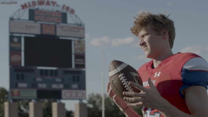 Midway QB Reid Tedford prepares for the 2022 season
