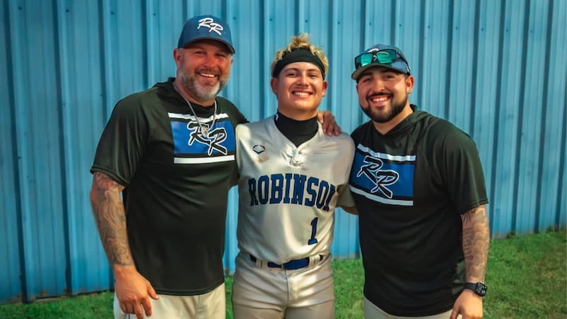 Armes family trio to share rare trip to state title game