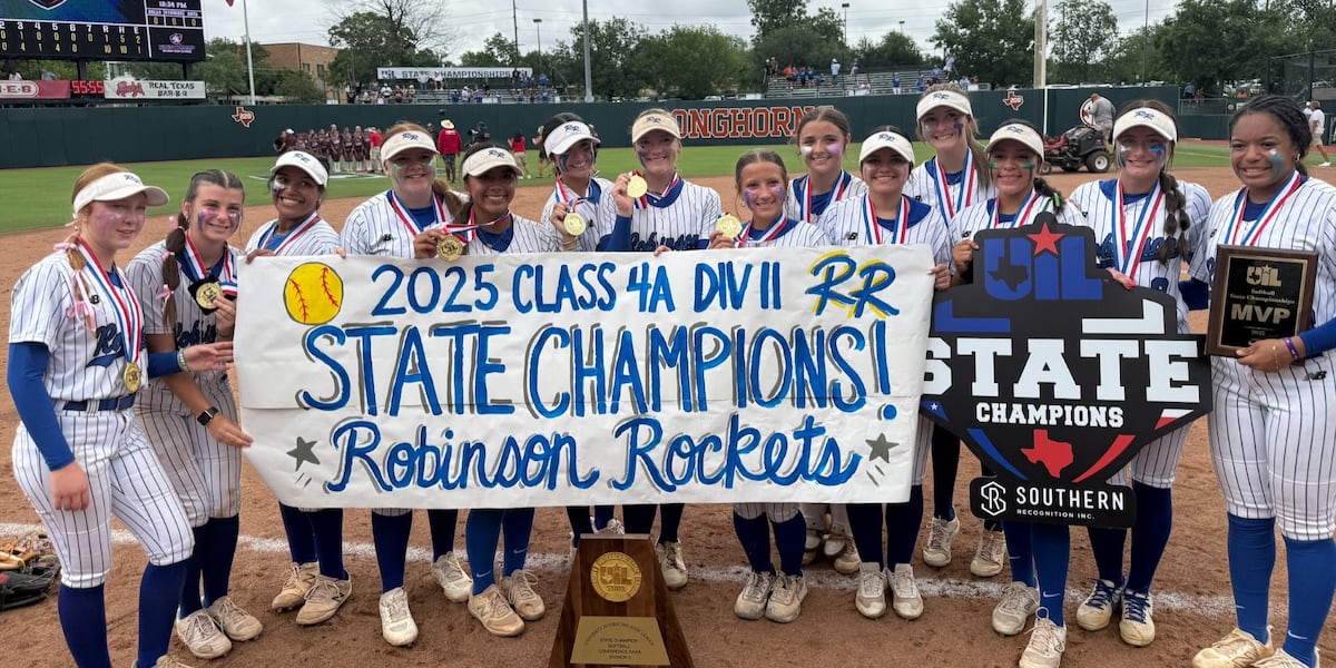 Robinson Rockets Softball Team wins 4-A state title
