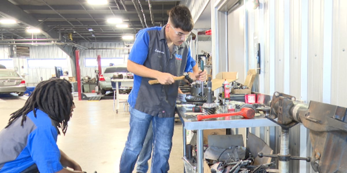 Temple High School Prepares Students for Real-World Automotive Careers Temple High School Prepares Students for Real-World Automotive Careers
