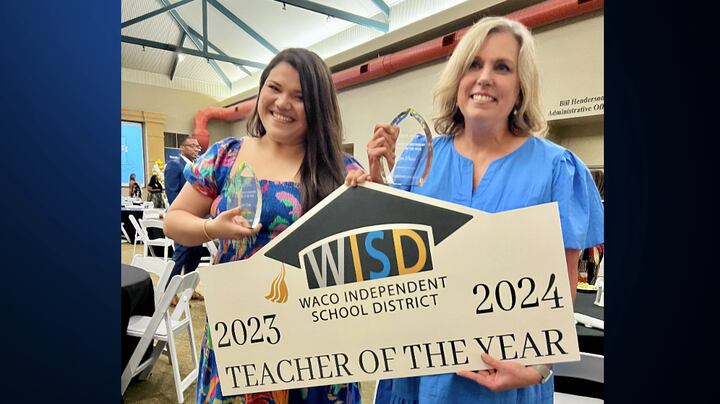 Waco Texas Ruth Riddle Waco ISD honors teachers of the year during Texas Hall of Fame ceremony