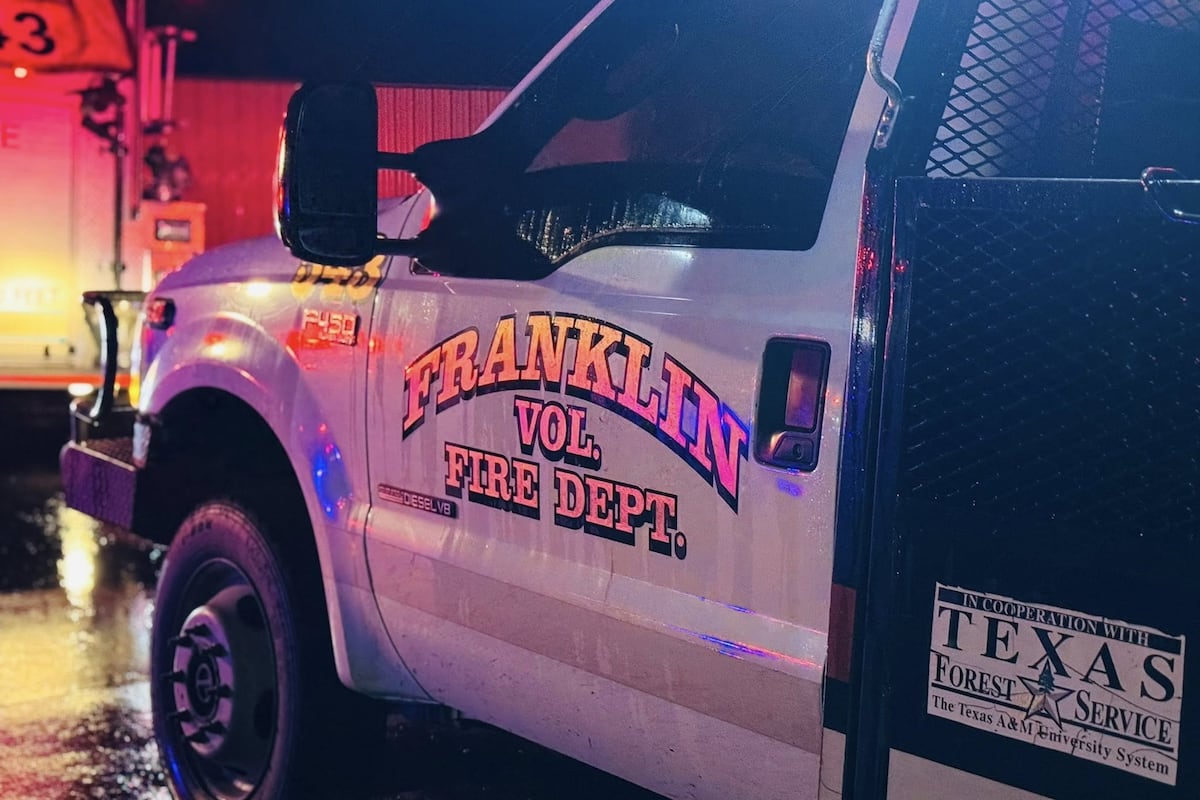 preloaded gallery image