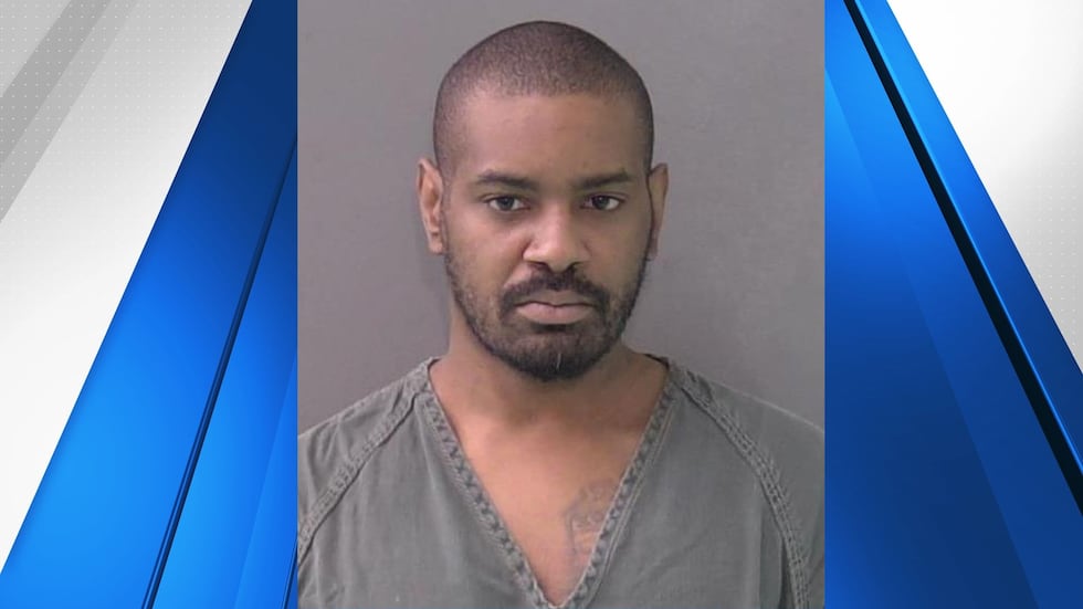 Che Bell, 35, of Portland, in custody in Killeen, Texas.