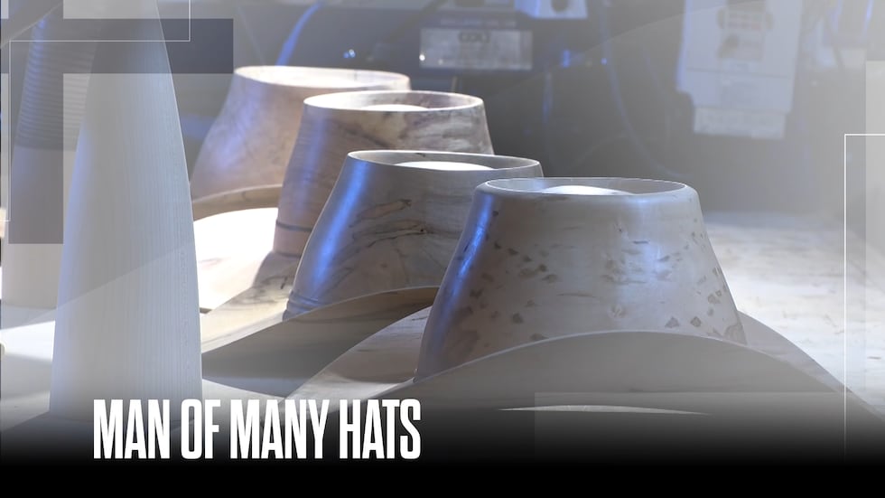 81-year-old craftsman shares story of war, wrestling & wearable art